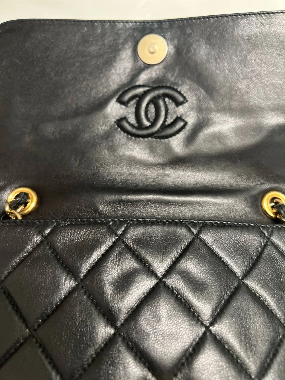 Vintage Chanel Black Lambskin Tassel Flap Bag 24k Gold HW - Black card/dust bag